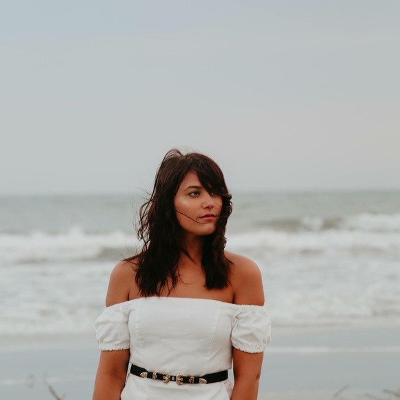 Meet your Posher, Kinzi - Picture 1 of 1